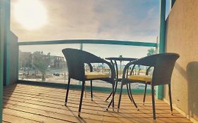 סור לה מר - מלון בוטיק באשדוד